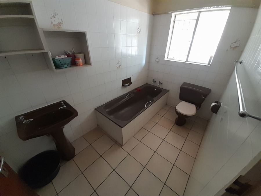 3 Bedroom Property for Sale in Rustenburg Central North West